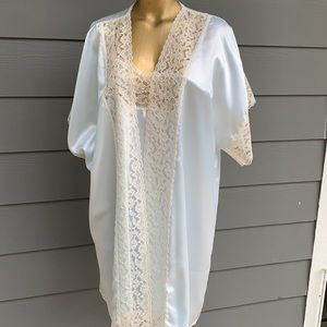 Vintage Nightgown and Robe Set - XL Short length